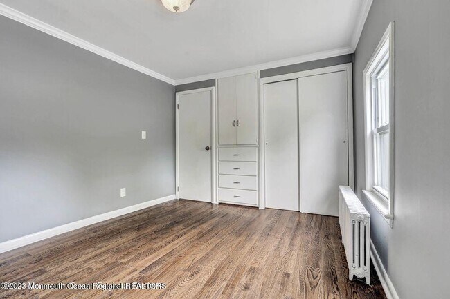 Foto del edificio - 8 Oceanport Ave