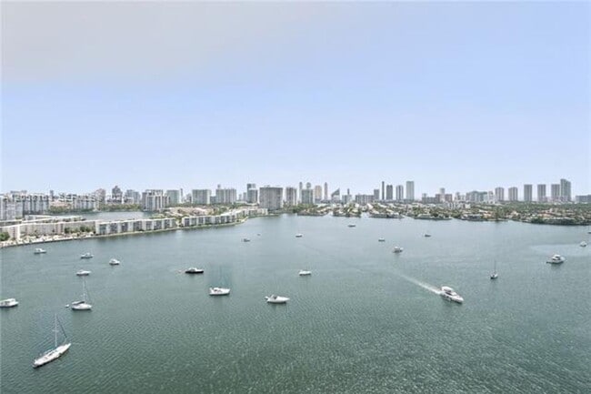 Photo - 17301 Biscayne Blvd cu-2010 Apartment