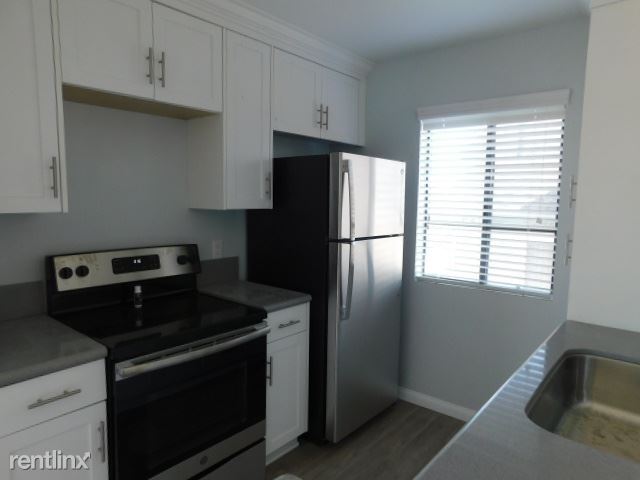 Foto del edificio - 2 br, 2 bath Condo - 4267 Winona Avenue 6