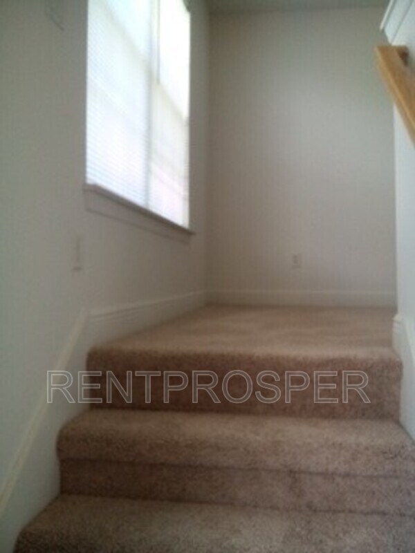 Building Photo - 3721 S Lake Orlando Pkwy