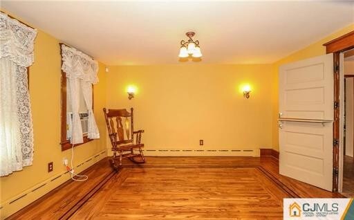 Foto del edificio - 186 Prospect Plains Rd