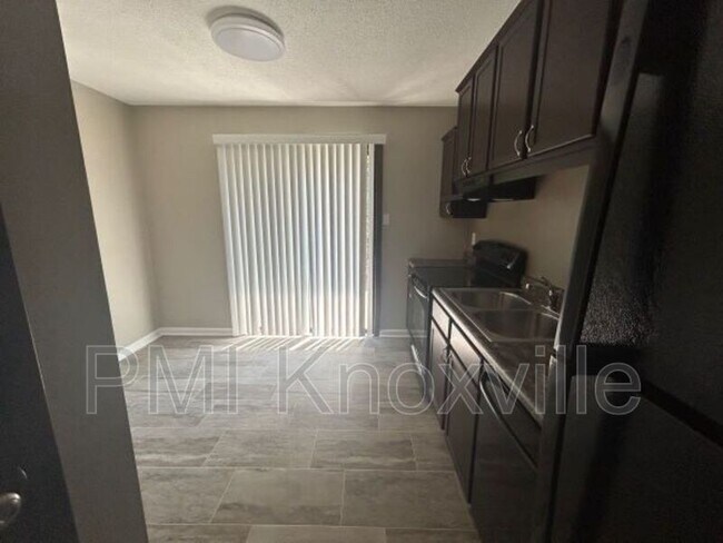 Building Photo - 4818 Cannon Ridge Dr