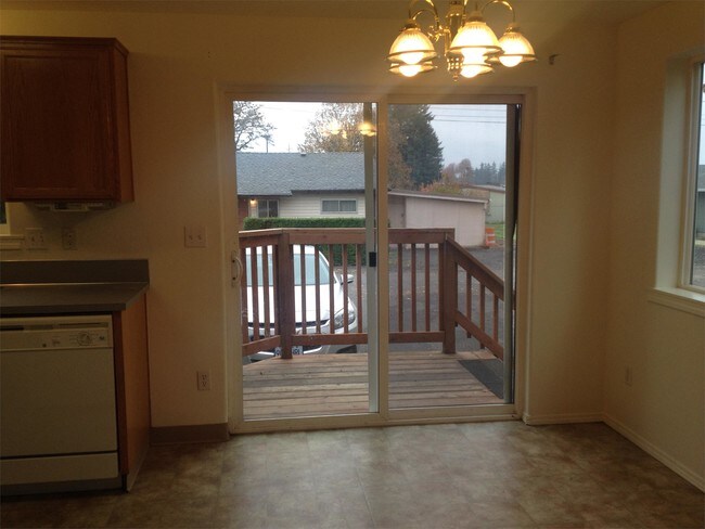 Building Photo - 58907 Green Acres Dr