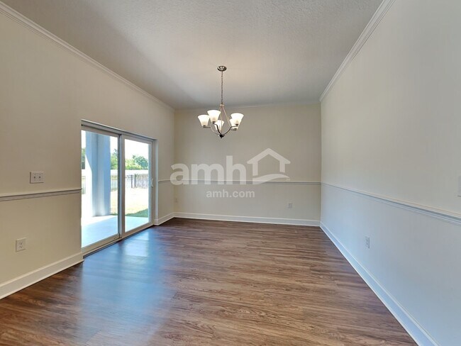 Building Photo - 341 Pine Terrace Dr