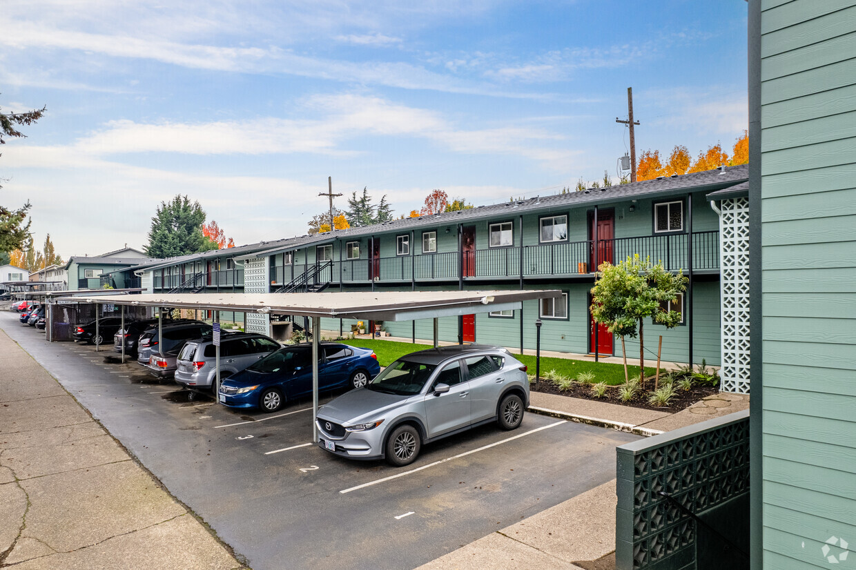 Primary Photo - Ace Court Apartments