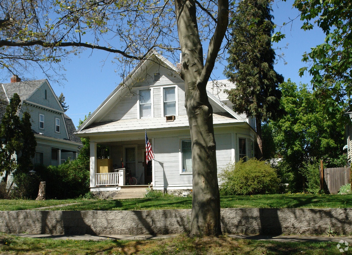 Primary Photo - 1124 W Nora Ave