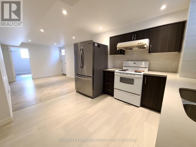 Building Photo - 26 Fieldwood Dr