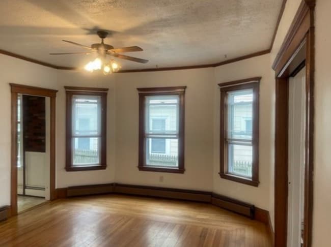 Building Photo - 10 Bowdoin St