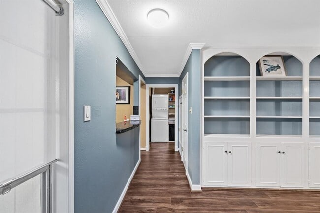 Building Photo - 883 Wax Myrtle Ln