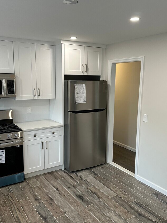 Foto principal - 66 Harding Ave