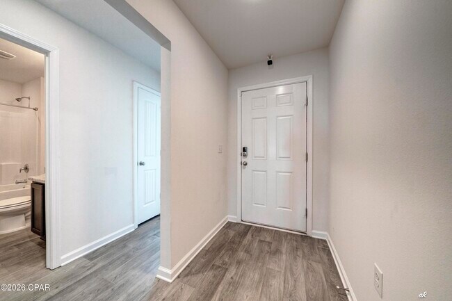 Building Photo - 112 Red Bay Rd