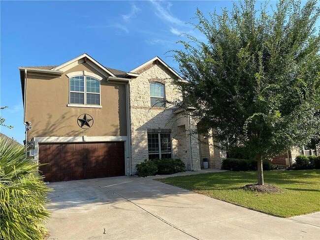Foto del edificio - 113 Canyon Lake Ln