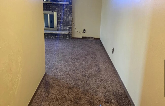 Building Photo - 1183 Aura Dr