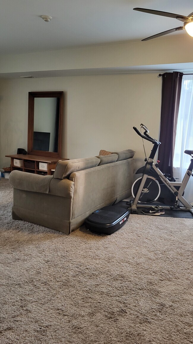 Foto del edificio - 41509 Bedford Dr