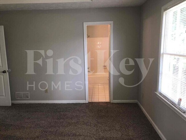 Foto del edificio - 2290 Georgia Ln