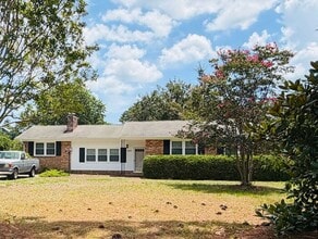 Building Photo - 3201 Chalmers Dr