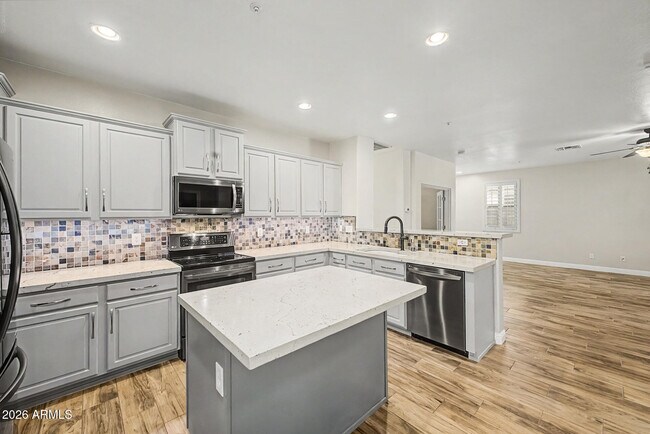 Foto del edificio - 7103 W Lone Tree Trail