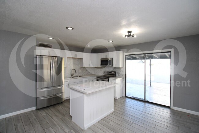 Foto del edificio - 5334 W Mauna Loa Ln