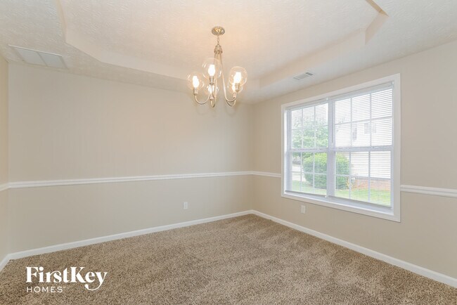 Building Photo - 3360 Wrenwood Ct