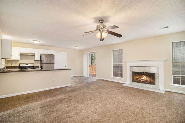 Building Photo - 4 Bedroom in Lithonia