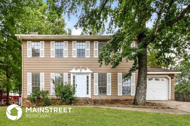 Building Photo - 904 Pine Forest Cir