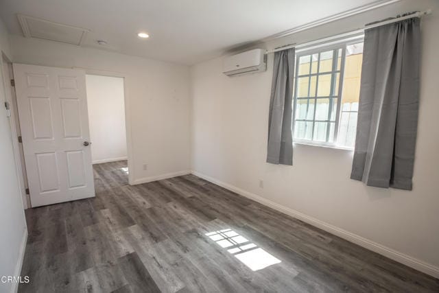 Foto del edificio - 15409 Hartsville St