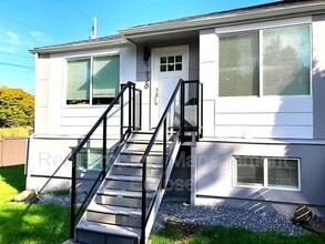 Building Photo - 1628 Martin Luther King Jr Way