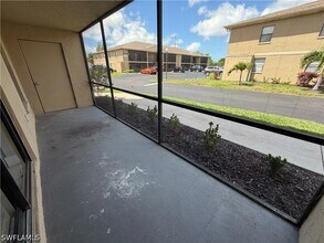 Building Photo - 5317 Summerlin Rd