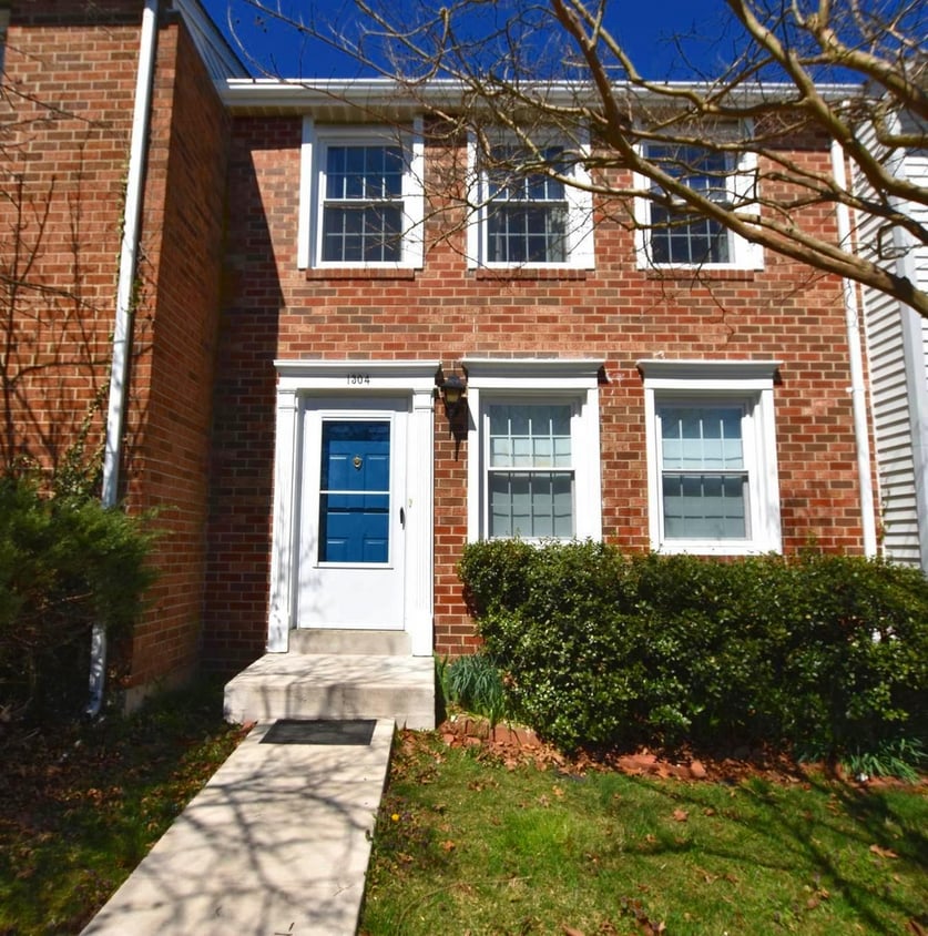 1304 Elm Grove Cir, Silver Spring, MD 20905 Townhome Rentals in