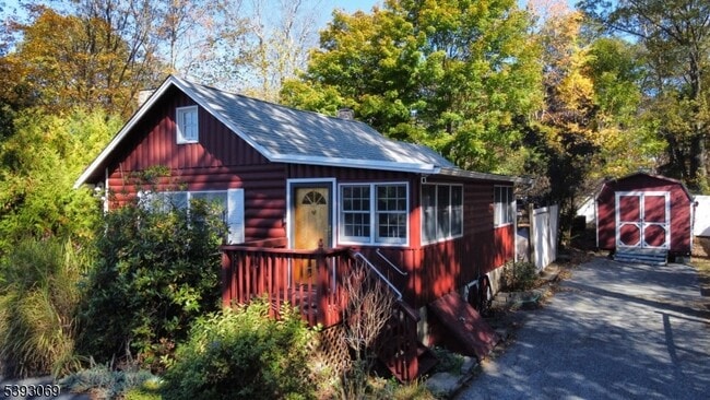 Building Photo - 215 Annisquam Rd