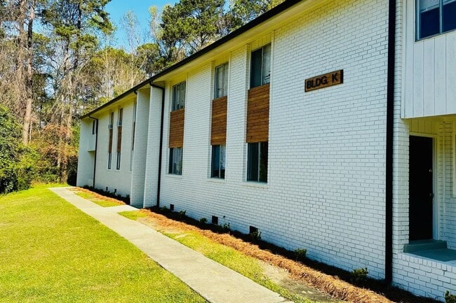 Building Photo - 3430 East Apartments
