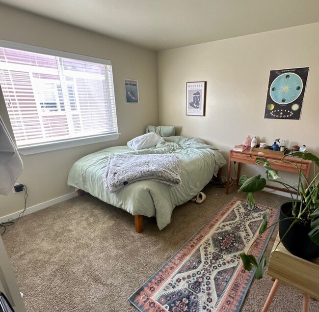 Foto del edificio - 2236 Baxter Ln