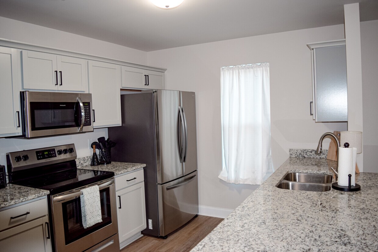 Foto principal - 107 S Adams St