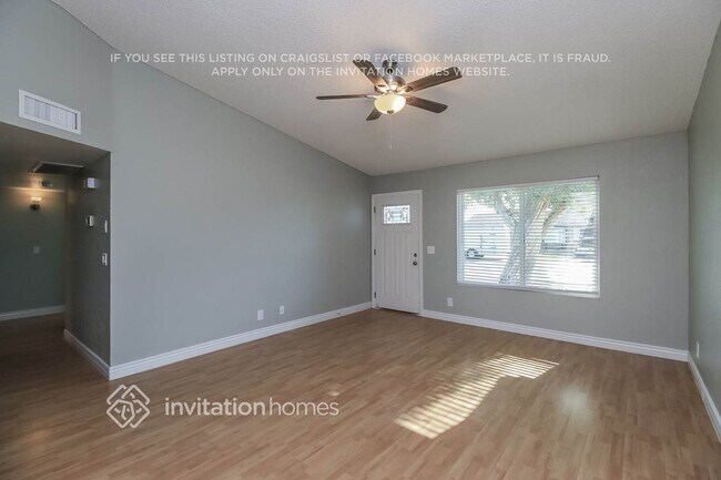 Foto del edificio - 2926 E Escondido Ave