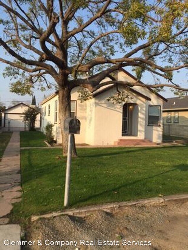 Primary Photo - 2 br, 1 bath House - 112 E. Moneta