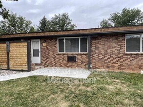 Building Photo - 1701 Palm Dr
