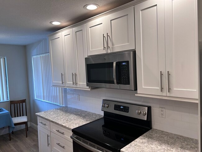 Cocina - 8559 Pomelo Tree Ln