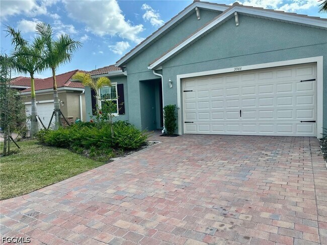 Building Photo - 3944 Crosswater Dr