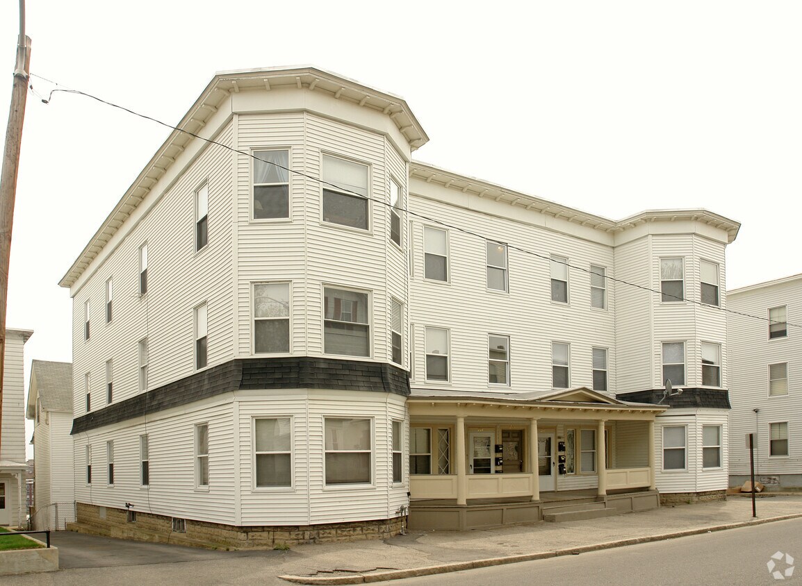 Foto del edificio - 217-221 Notre Dame Ave