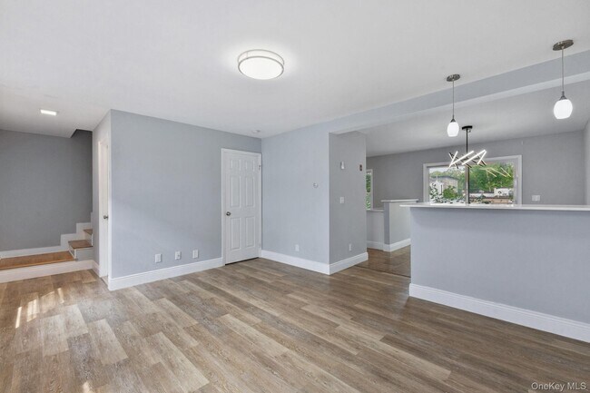 Foto del edificio - 132 Waverly Ave