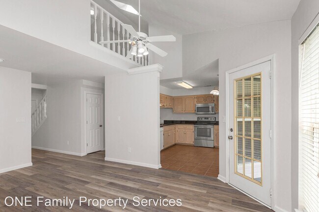 Building Photo - 4 br, 2.5 bath House - 4807 Summer Creek Cove