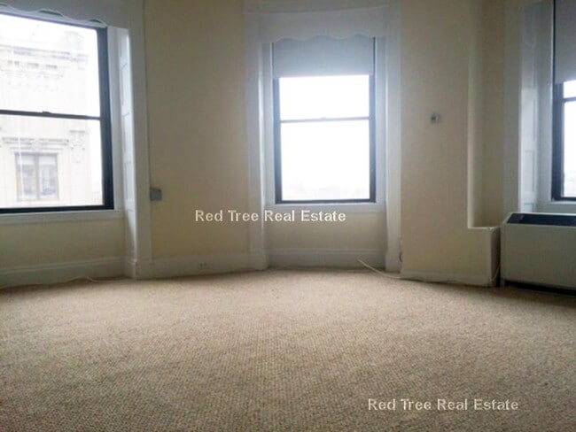 Building Photo - 62 Boylston St