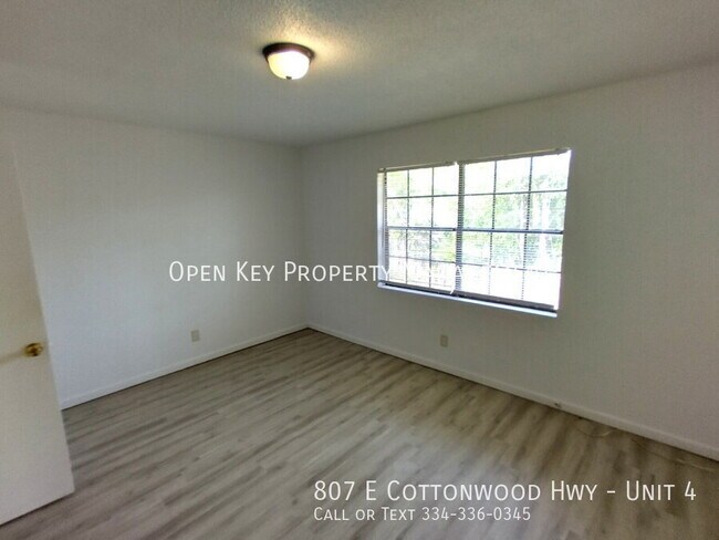 Foto del edificio - 807 E Cottonwood Rd