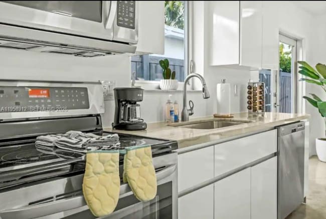 Photo - 3427 Frow Ave House