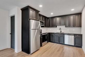 Building Photo - 36 Pawling Ave
