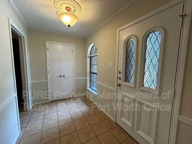 Building Photo - 7516 Woodhaven Dr