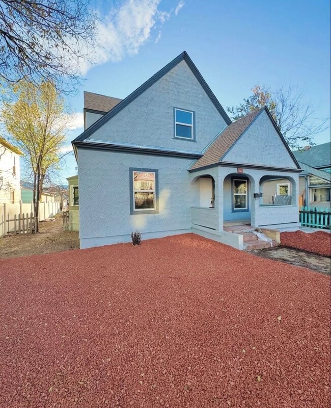 Building Photo - 719 W Colorado Ave
