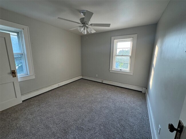 Foto del edificio - 4258 W Ridge Rd