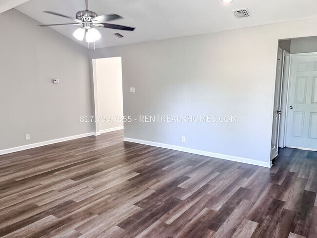 Building Photo - 6760 Montgomery Dr