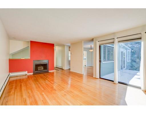 Foto principal - 374 Taylor Rd